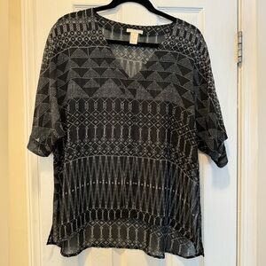 H&M lightweight top with geometric pattern